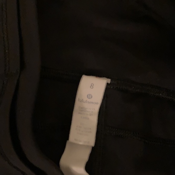 Lululemon - Picture 5 of 12